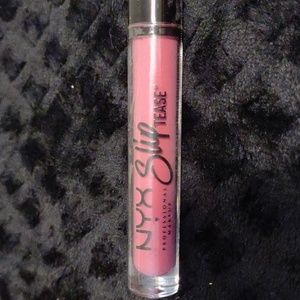 NEW NYX Professional Makeup Slip Tease Full Color Lip Oil STLO03